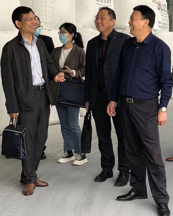 1653281759868297.jpg 33.jpg